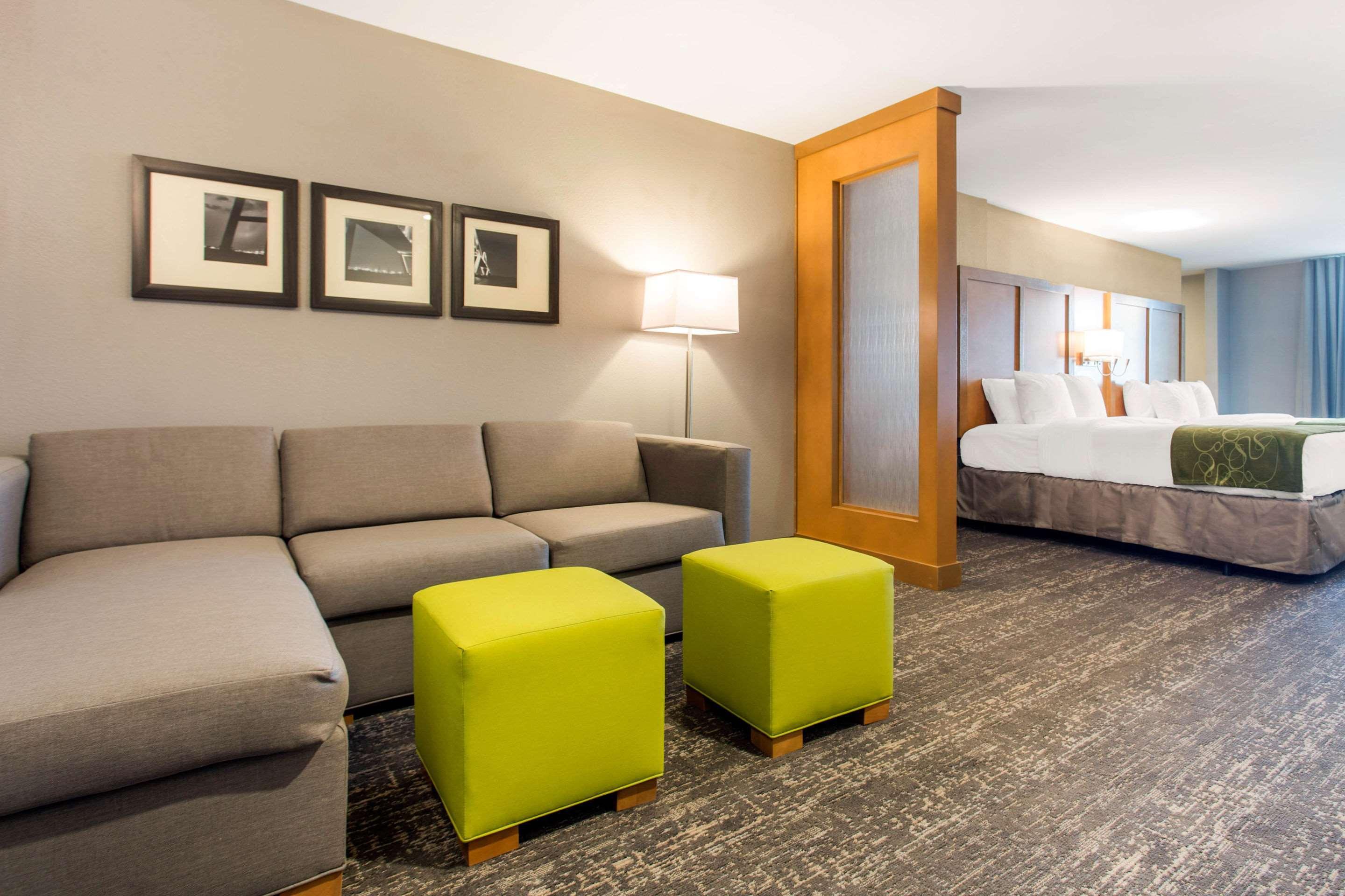 Comfort Suites North Charleston - Ashley Phosphate Esterno foto